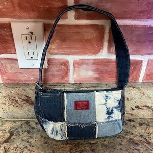 Hot Kiss Basic Denim purse